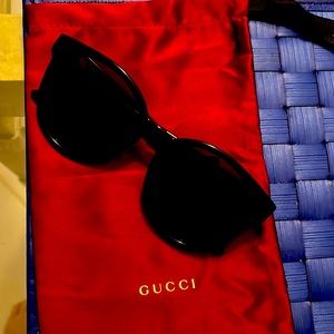 Gucci Sunglasses - NEW